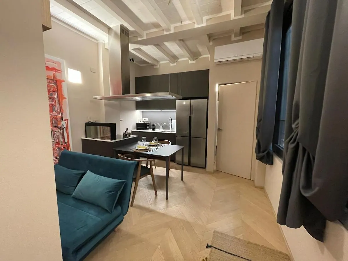 San Babila Prestigiosa Suite Milano 0*,  İtalya