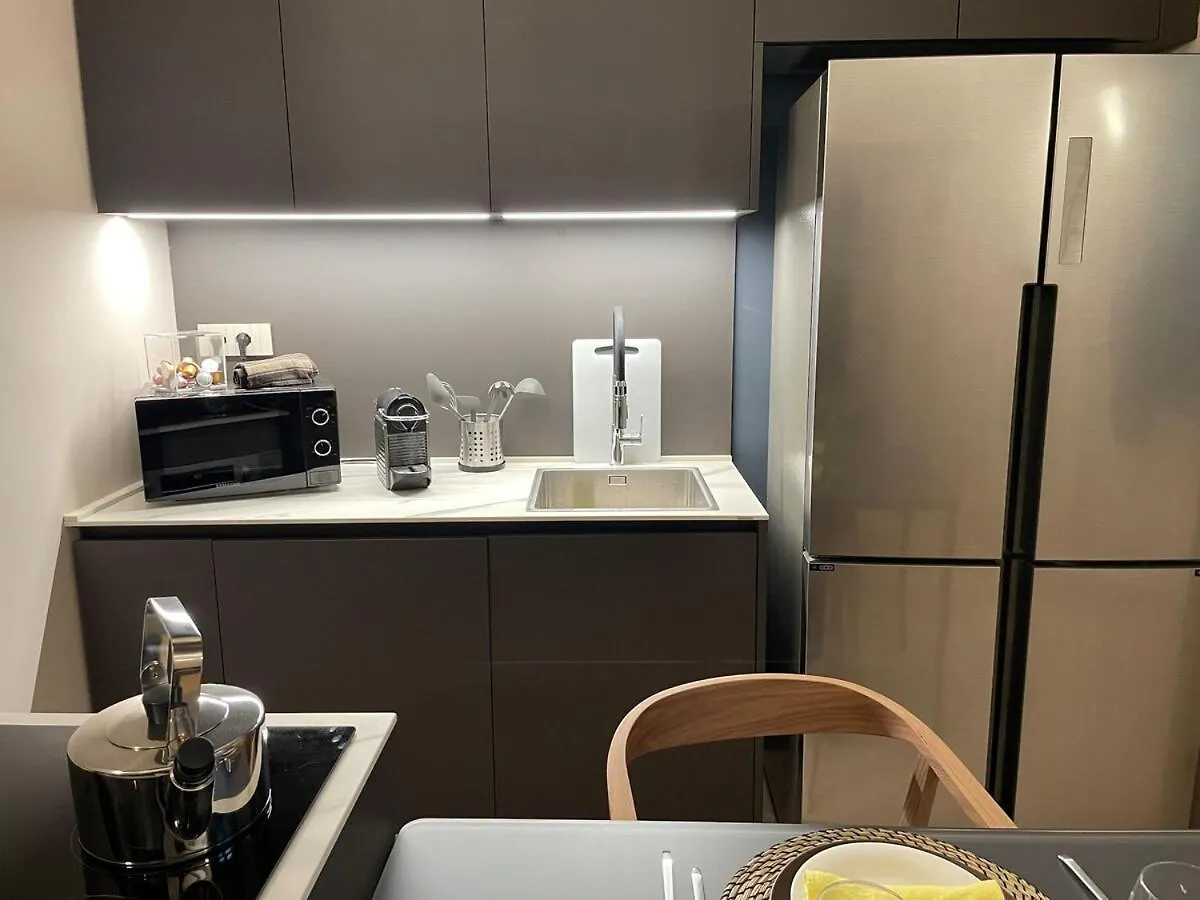 San Babila Prestigiosa Suite Milano 0*,  İtalya