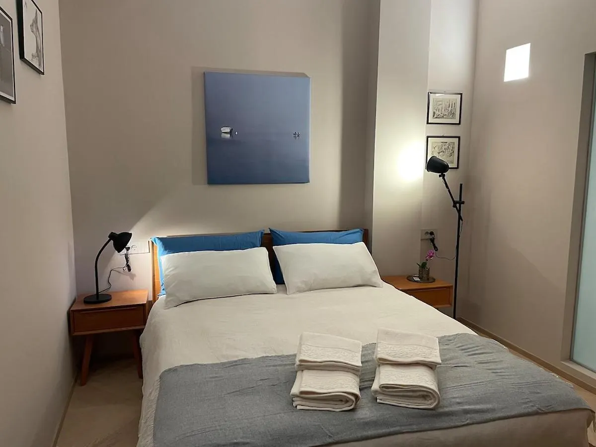 Apartamento San Babila Prestigiosa Suite Milão